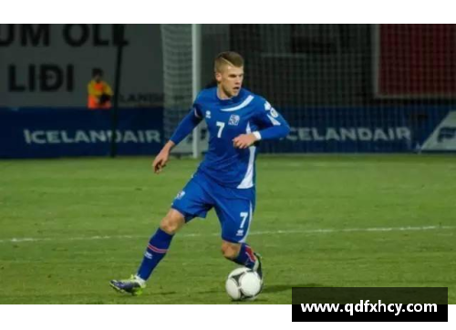 冰岛足球运动员是否全职专业？